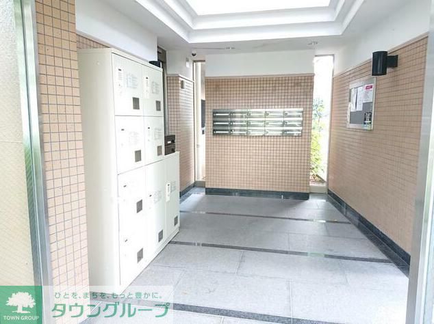 エントランス　お問い合わせはタウンハウジング調布店まで