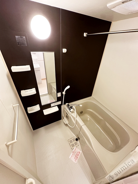 バス・シャワールーム　追い炊き・浴室暖房乾燥機付きバスルーム♪