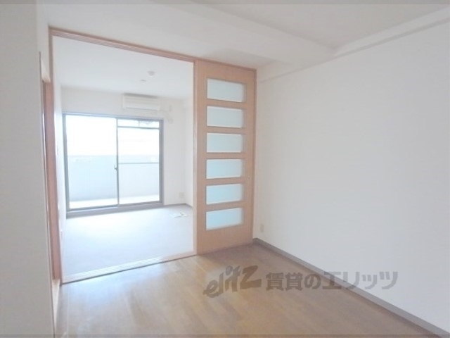 居室・リビング　居室