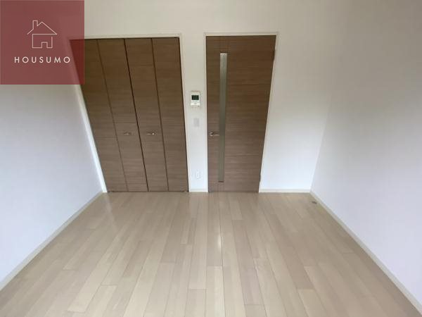 その他部屋・スペース　落ち着いて過ごせるお部屋なので、寝室にいかがでしょうか