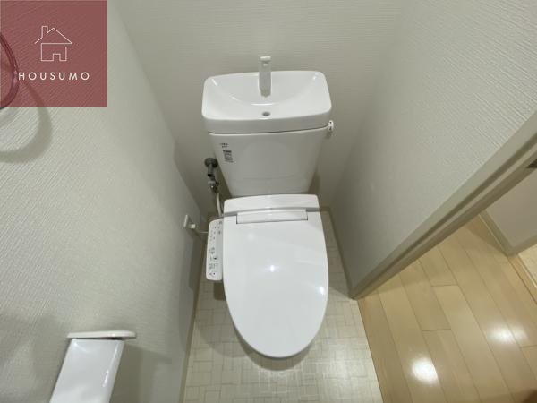 トイレ　清潔感のあるトイレです