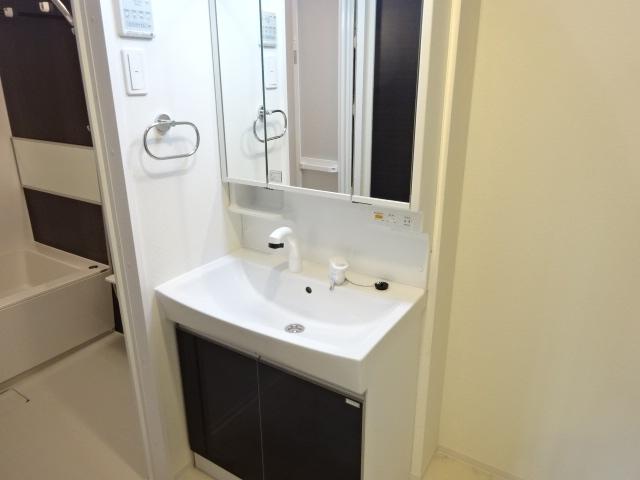 洗面設備　洗髪洗面化粧台