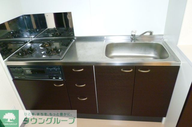 キッチン　3口コンロキッチン