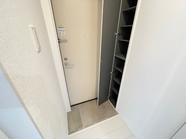 玄関　イメージ写真となります