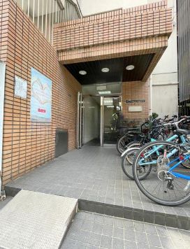 エントランス　毎日通るエントランスはこのようになっています