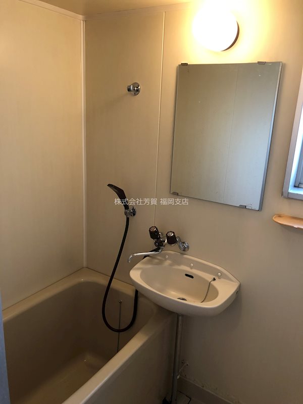 バス・シャワールーム　同物件別部屋