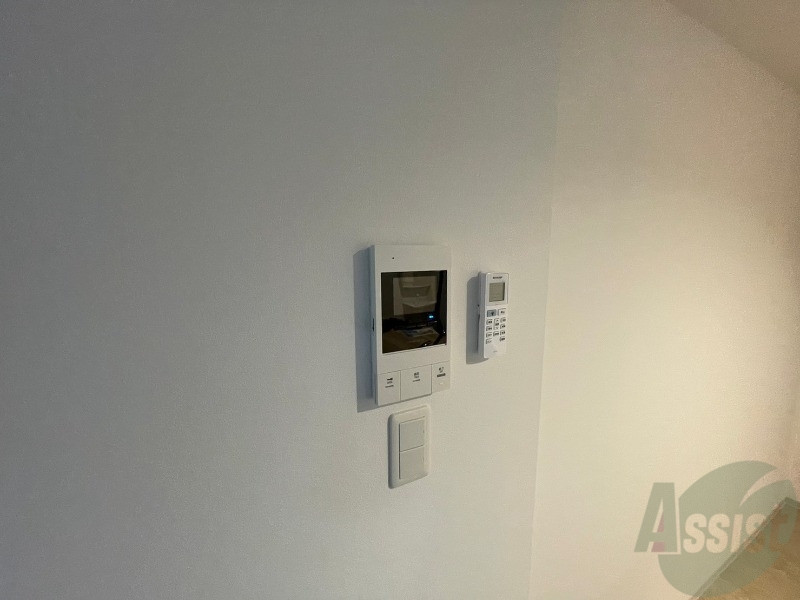 セキュリティ　ＴＶモニター付インターホンです。来客者の顔が見えるので安心！