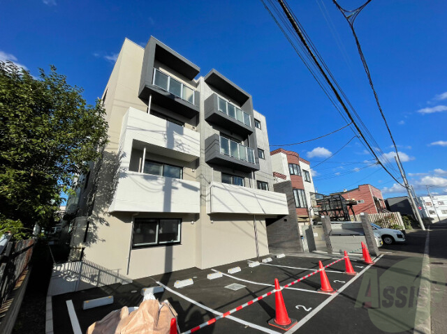建物外観　札幌市西区発寒１０条「グランループ発寒」
