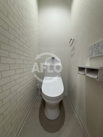 トイレ　ナガモリ鶴橋ビル　トイレ