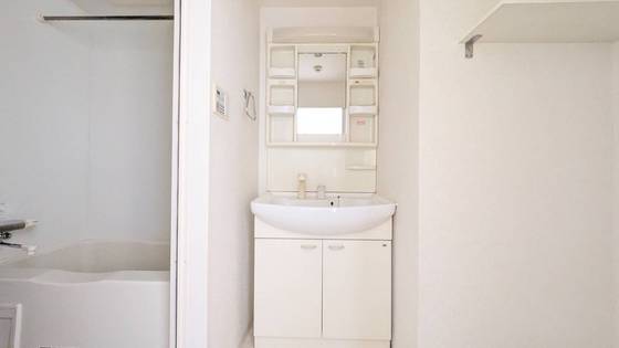 洗面設備　※別部屋の写真です