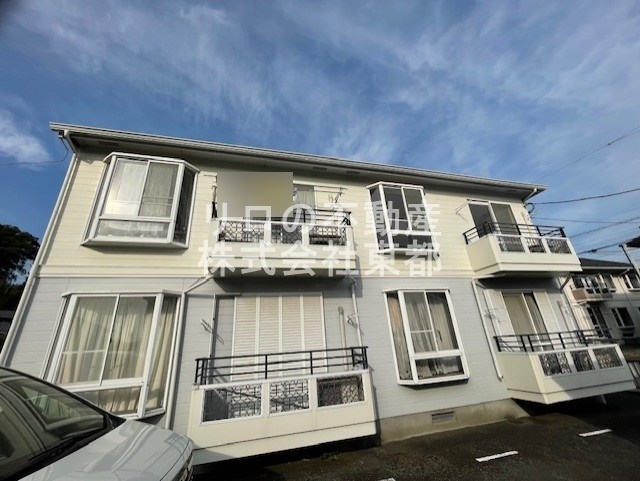 建物外観　周辺は住宅街ですので静かな住環境です！