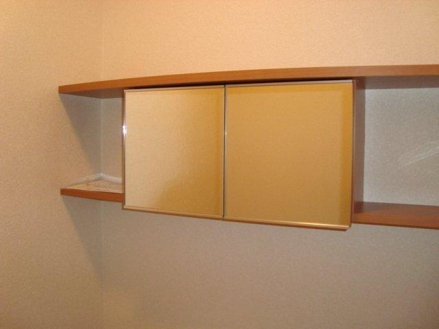 その他設備　トイレ収納