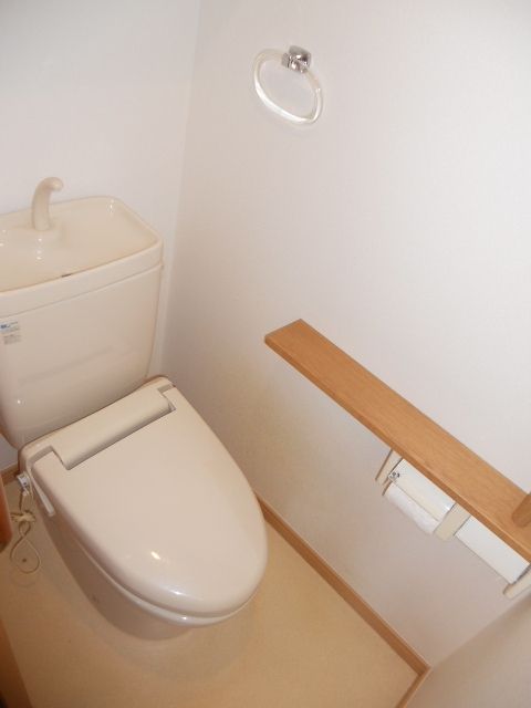 トイレ　★★うれしい温水洗浄便座実装★★