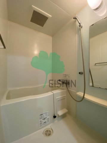 バス・シャワールーム　清潔感のある浴室です！