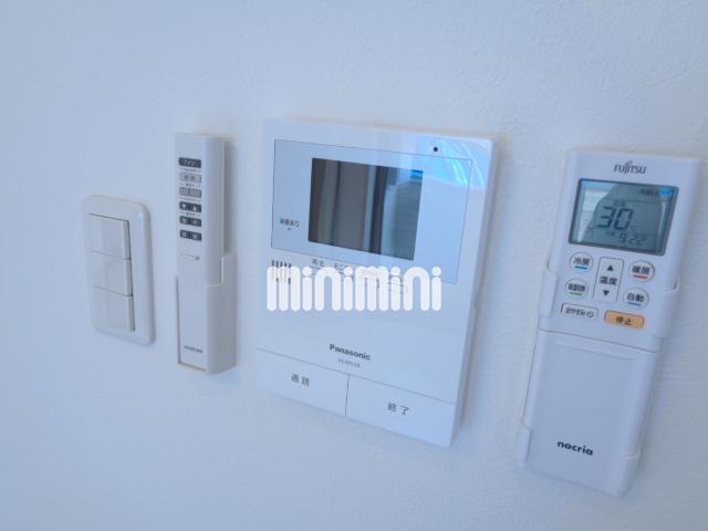 セキュリティ　ＴＶつきモニターホンが付いています