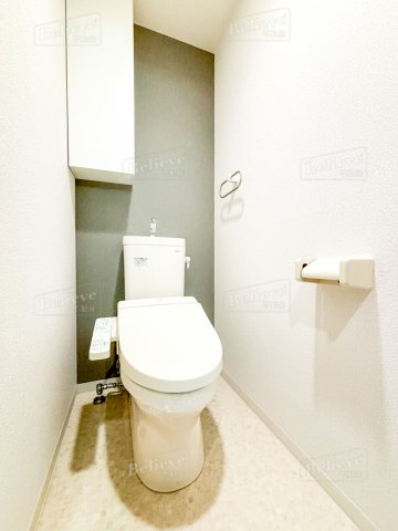 トイレ　嬉しい温水洗浄便座付き♪