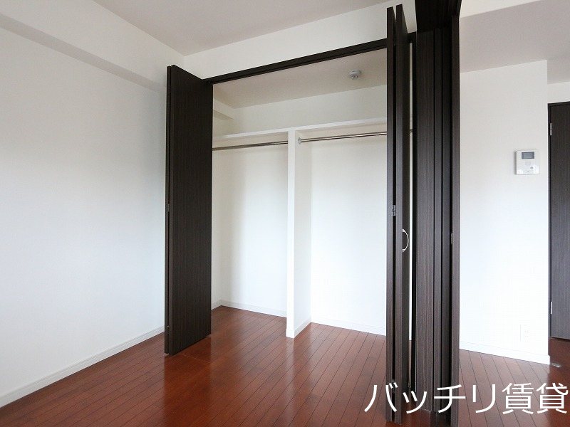 収納　別号室タイプの為、現状を優先いたします