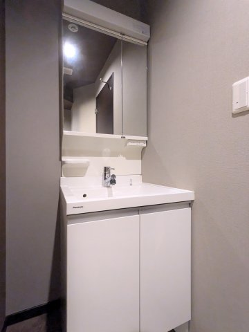 洗面設備　忙しい朝には欠かせない洗面所です
