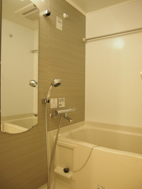 バス・シャワールーム　バスルーム