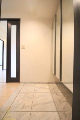 玄関　エステムプラザ梅田WEST（ウエスト）