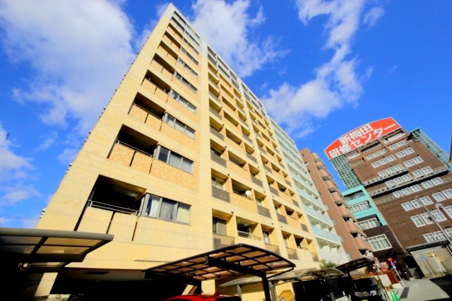 建物外観　エステムプラザ梅田WEST（ウエスト）