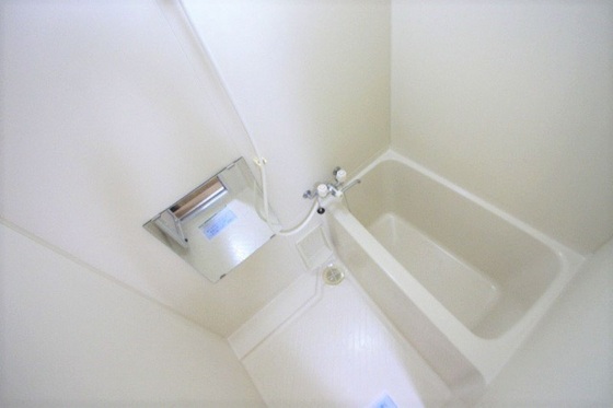 バス・シャワールーム　※他号室の写真です