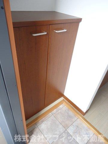 玄関　シューズボックス