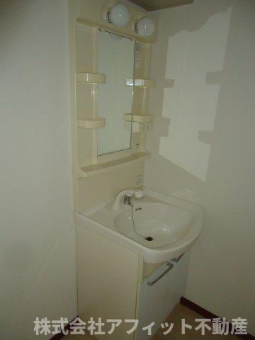 洗面設備　洗髪洗面化粧台