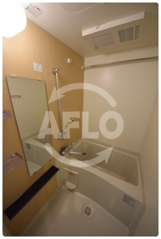 バス・シャワールーム　ＪＰレジデンス大阪城東III　バスルーム