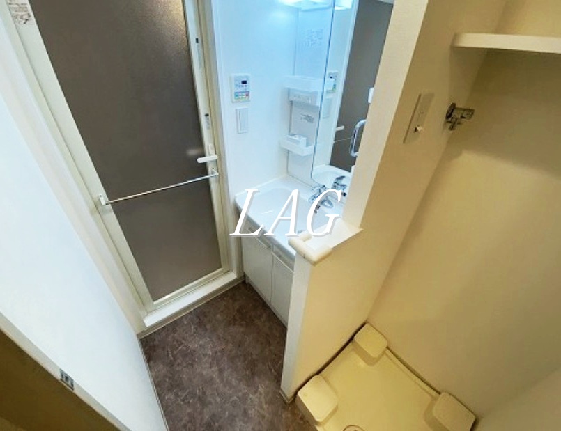 洗面設備　独立洗面台です。