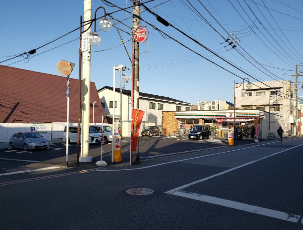 コンビニ　セブンイレブン 千葉穴川2丁目店（コンビニ）まで758m