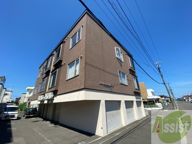 建物外観　札幌市北区屯田５条「Ｒｅｌｉｖｅ　Ｈｅｉｇｈｔｓ－Ｓ」
