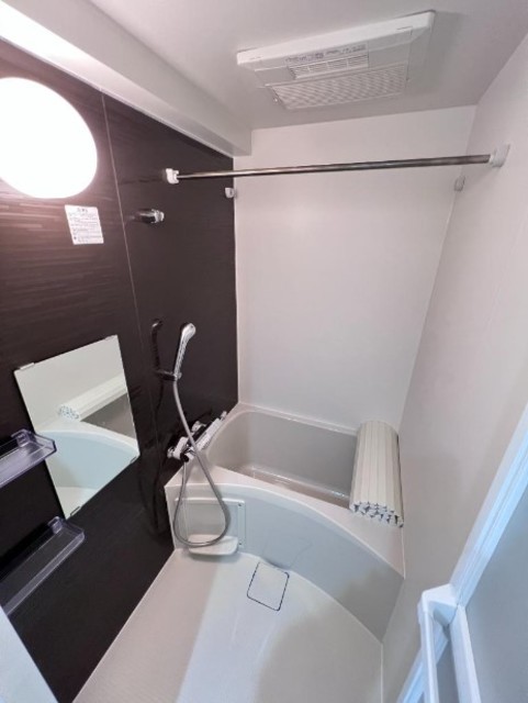 バス・シャワールーム　バスルーム