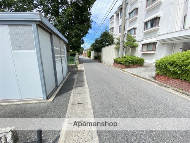 その他　前面道路（その他）まで0m