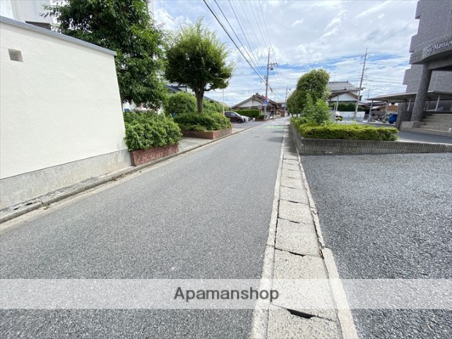 その他　前面道路（その他）まで0m