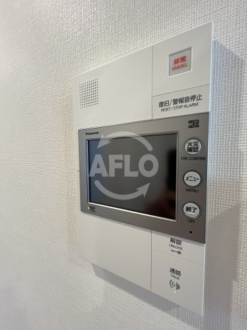 セキュリティ　コンフォリア・リヴ東三国駅前ソルテラス　インターホン