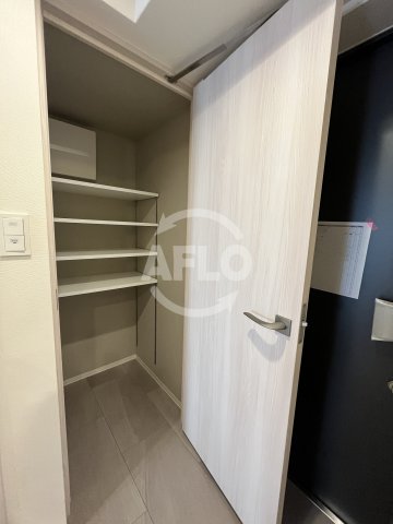 玄関　コンフォリア・リヴ東三国駅前ソルテラス　玄関