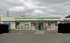 コンビニ　ファミリーマート川崎登戸店（コンビニ）まで104m