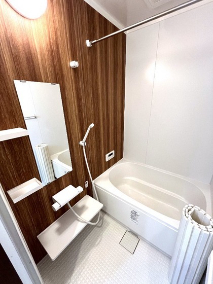 バス・シャワールーム　他号室のお写真です