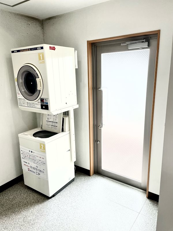 その他部屋・スペース　共用のコインランドリー付き