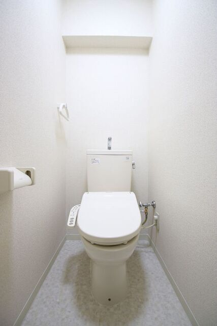 トイレ　※写真は別室の参考写真です。現況優先