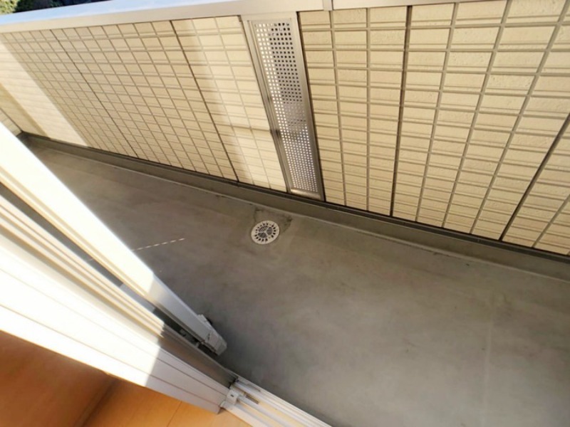 バルコニー　図面と現状に相違がある場合には現状を優先