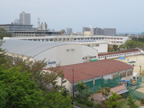 高校・高専　大津商業高等学校（高校・高専）まで2054m