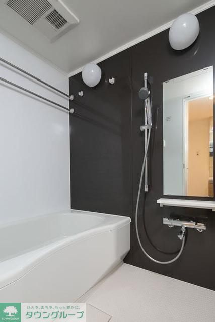 バス・シャワールーム　※写真は同タイプ住戸です。