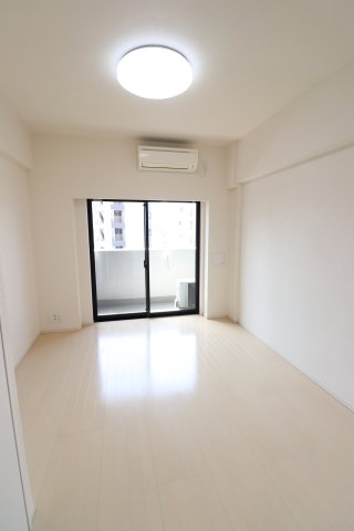 居室・リビング　別部屋の参考写真です。