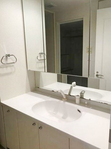 洗面設備　身支度に欠かせない独立洗面台♪