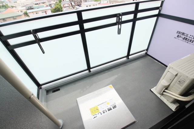 バルコニー　※別室の参考写真の為、現況優先です。