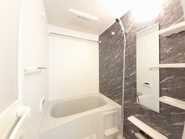 バス・シャワールーム　お風呂です