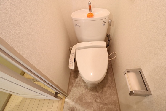 トイレ　※別部屋の写真です