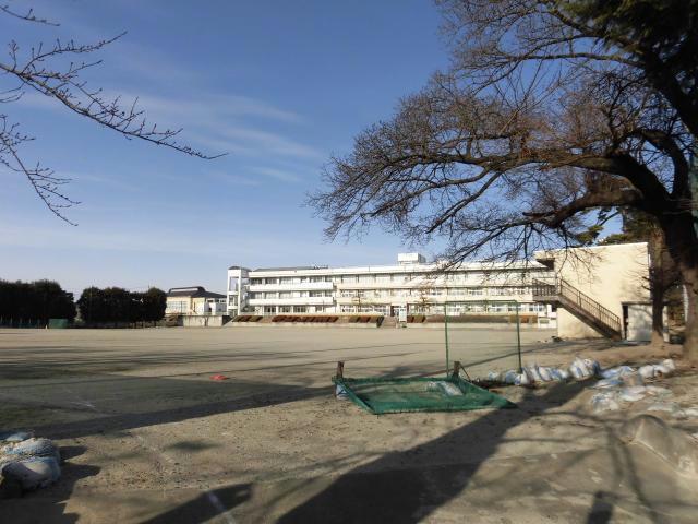 中学校　前橋市立富士見中学校（中学校）まで2250m